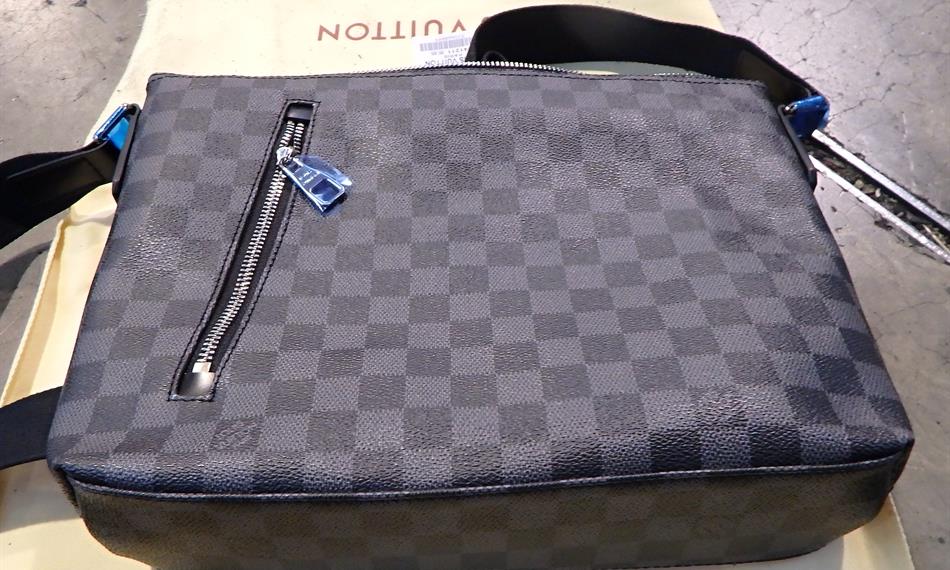 2019-1-14-827foto 11 padělky.JPG